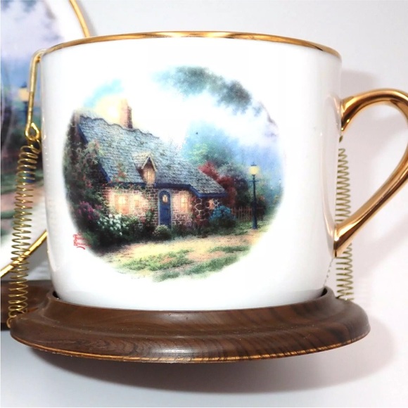 Thomas Kinkade Cup Saucer Stand Set By Teleflora "MOONLIGHT COTTAGE" - Picture 2 of 11
